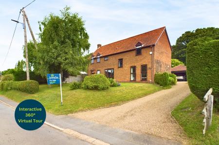 4 bedroom Detached house for sale in Main Street, Horkstow, DN18