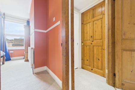 3 bedroom Terraced House for sale in Newport, Barton-Upon-Humber, DN18