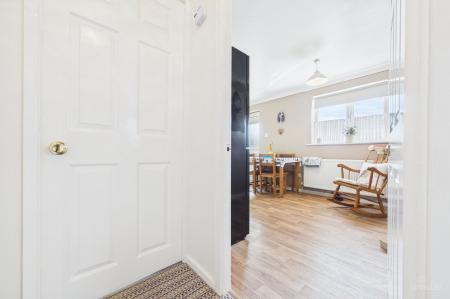 2 bedroom Detached bungalow for sale in Cornhill Drive, Barton-Upon-Humber, DN18