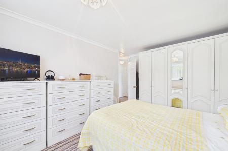 2 bedroom Detached bungalow for sale in Cornhill Drive, Barton-Upon-Humber, DN18