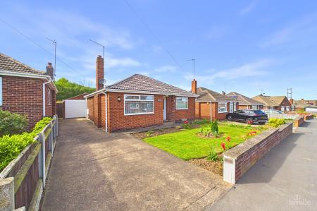 3 bedroom Detached bungalow for sale in Western Drive, Barton-Upon-Humber, DN18