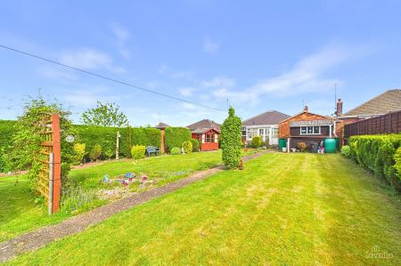 3 bedroom Detached bungalow for sale in Western Drive, Barton-Upon-Humber, DN18
