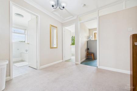 4 bedroom Detached house for sale in Horkstow Road, Barton-Upon-Humber, DN18