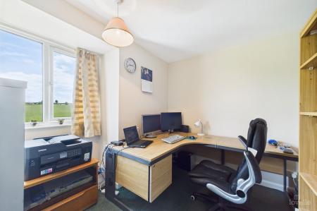 4 bedroom Detached house for sale in Horkstow Road, Barton-Upon-Humber, DN18