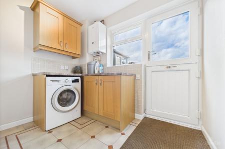 4 bedroom Detached house for sale in Horkstow Road, Barton-Upon-Humber, DN18