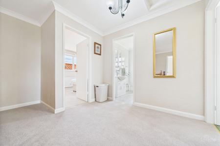 4 bedroom Detached house for sale in Horkstow Road, Barton-Upon-Humber, DN18
