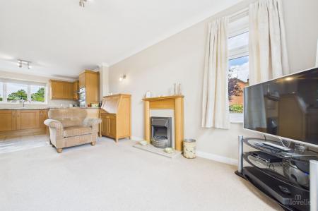 4 bedroom Detached house for sale in Horkstow Road, Barton-Upon-Humber, DN18