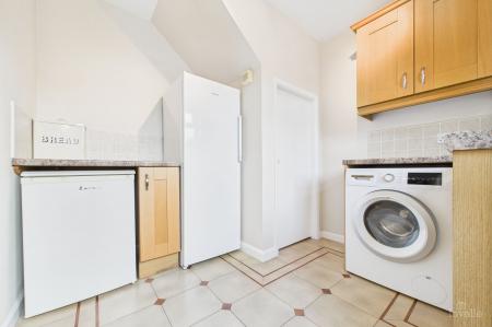4 bedroom Detached house for sale in Horkstow Road, Barton-Upon-Humber, DN18