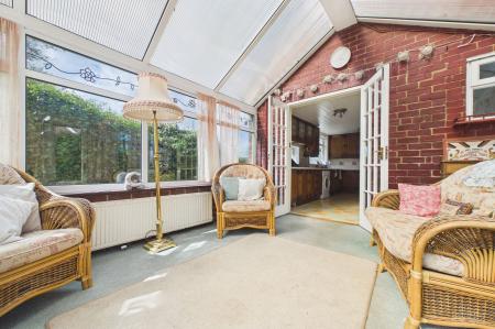 3 bedroom Detached bungalow for sale in Barton Road, Barrow-Upon-Humber, DN19