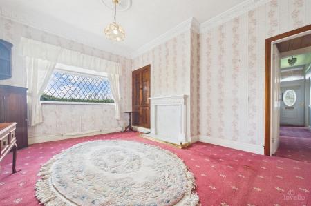 3 bedroom Detached bungalow for sale in Barton Road, Barrow-Upon-Humber, DN19