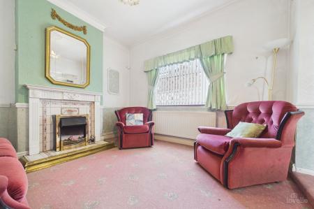 3 bedroom Detached bungalow for sale in Barton Road, Barrow-Upon-Humber, DN19