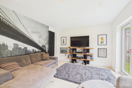 4 bedroom Detached house for sale in Jubilee Place, Barton-Upon-Humber, DN18
