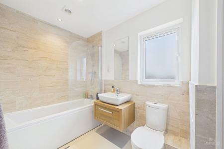 4 bedroom Detached house for sale in Jubilee Place, Barton-Upon-Humber, DN18