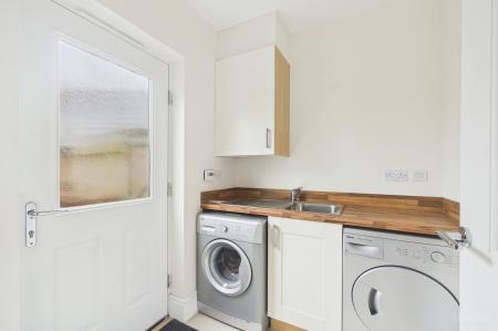4 bedroom Detached house for sale in Jubilee Place, Barton-Upon-Humber, DN18