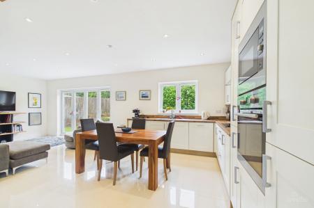 4 bedroom Detached house for sale in Jubilee Place, Barton-Upon-Humber, DN18