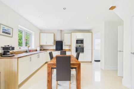 4 bedroom Detached house for sale in Jubilee Place, Barton-Upon-Humber, DN18