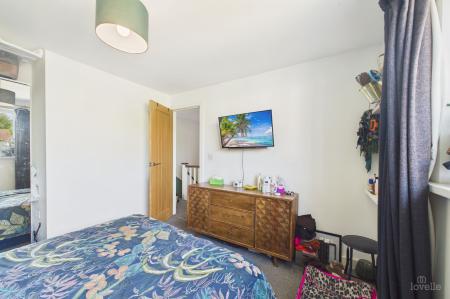 3 bedroom Semi-detached house for sale in John Harrisons Close, Barrow-Upon-Humber, DN19
