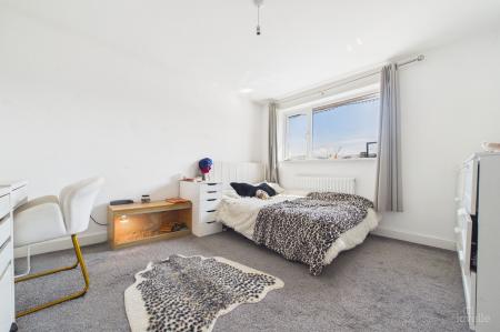 3 bedroom Semi-detached house for sale in John Harrisons Close, Barrow-Upon-Humber, DN19