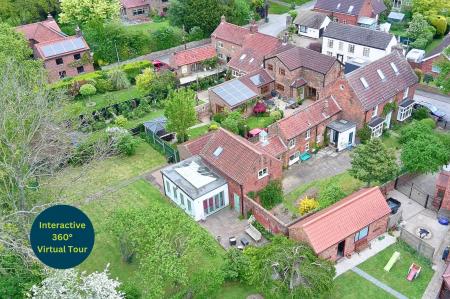 6 bedroom Detached house for sale in North Street, Barrow-Upon-Humber, DN19