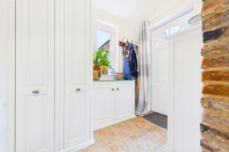 4 bedroom Detached house for sale in Soutergate, Barton-Upon-Humber, DN18