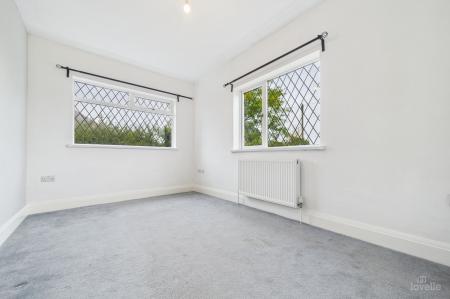 3 bedroom Detached bungalow for sale in Sluice Road, South Ferriby, DN18