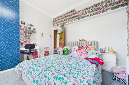 5 bedroom Detached house for sale in North End, Goxhill, DN19