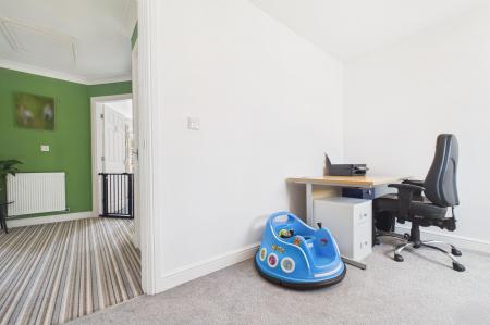 4 bedroom Detached house for sale in Franklin Way, Barrow-Upon-Humber, DN19