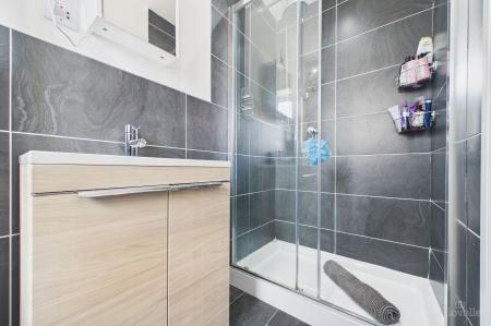 4 bedroom Detached house for sale in Franklin Way, Barrow-Upon-Humber, DN19