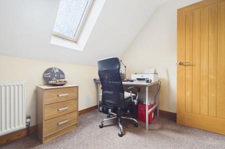 4 bedroom Detached bungalow for sale in Elm Lane, Goxhill, DN19
