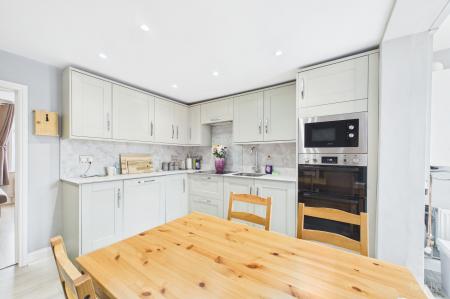 2 bedroom Semi-detached house for sale in Townside, East Halton, DN40