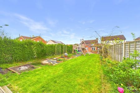 2 bedroom Semi-detached house for sale in Townside, East Halton, DN40