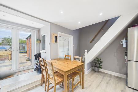 2 bedroom Semi-detached house for sale in Townside, East Halton, DN40