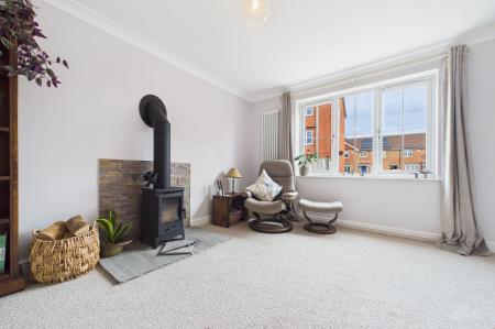 2 bedroom End of terrace house for sale in Mill View, Barton-Upon-Humber, DN18
