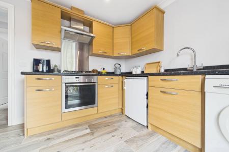 2 bedroom End of terrace house for sale in Mill View, Barton-Upon-Humber, DN18