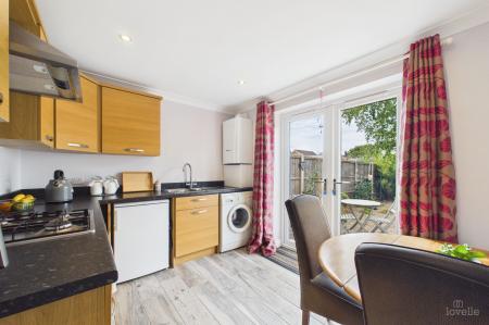 2 bedroom End of terrace house for sale in Mill View, Barton-Upon-Humber, DN18