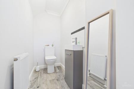 2 bedroom End of terrace house for sale in Mill View, Barton-Upon-Humber, DN18