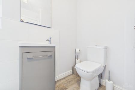 2 bedroom End of terrace house for sale in Mill View, Barton-Upon-Humber, DN18