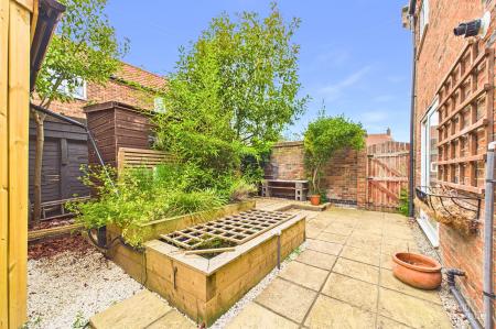 3 bedroom Detached house for sale in Church Side, Goxhill, DN19