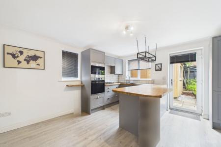 3 bedroom Detached house for sale in Church Side, Goxhill, DN19