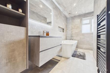 4 bedroom Detached house for sale in Evergreen Close, Goxhill, DN19