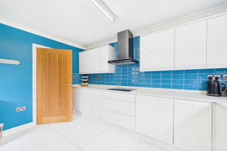 4 bedroom Detached house for sale in Evergreen Close, Goxhill, DN19
