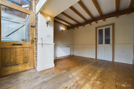 2 bedroom Semi-detached house for sale in Kingsgarth, Barton-Upon-Humber, DN18