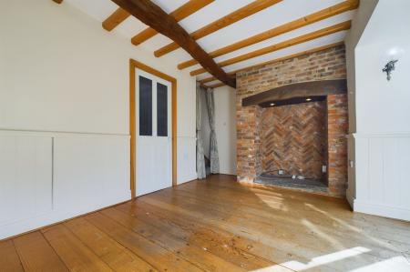 2 bedroom Semi-detached house for sale in Kingsgarth, Barton-Upon-Humber, DN18