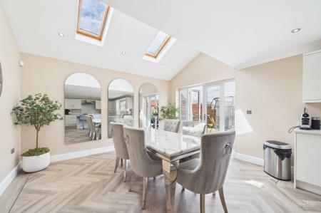 4 bedroom Detached house for sale in Canberra View, Barton-Upon-Humber, North Lincolnshire, DN18