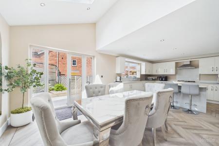 4 bedroom Detached house for sale in Canberra View, Barton-Upon-Humber, North Lincolnshire, DN18