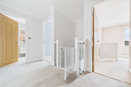 4 bedroom Detached house for sale in Canberra View, Barton-Upon-Humber, North Lincolnshire, DN18