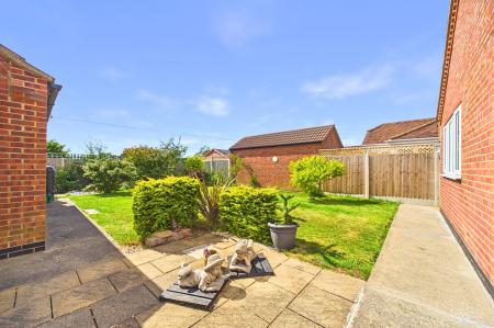 3 bedroom Detached bungalow for sale in St. Michaels Court Goxhill, North Lincolnshire, DN19
