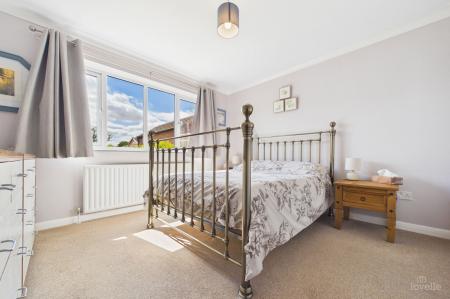 3 bedroom Detached bungalow for sale in St. Michaels Court Goxhill, North Lincolnshire, DN19