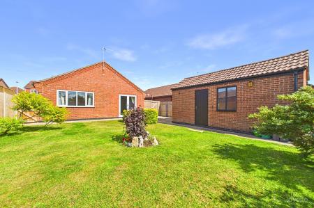 3 bedroom Detached bungalow for sale in St. Michaels Court Goxhill, North Lincolnshire, DN19