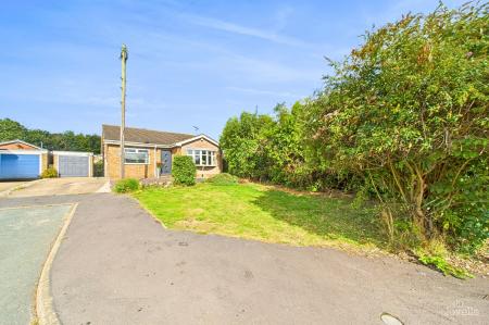 3 bedroom Detached bungalow for sale in Bradwell Close, Barton-Upon-Humber, DN18